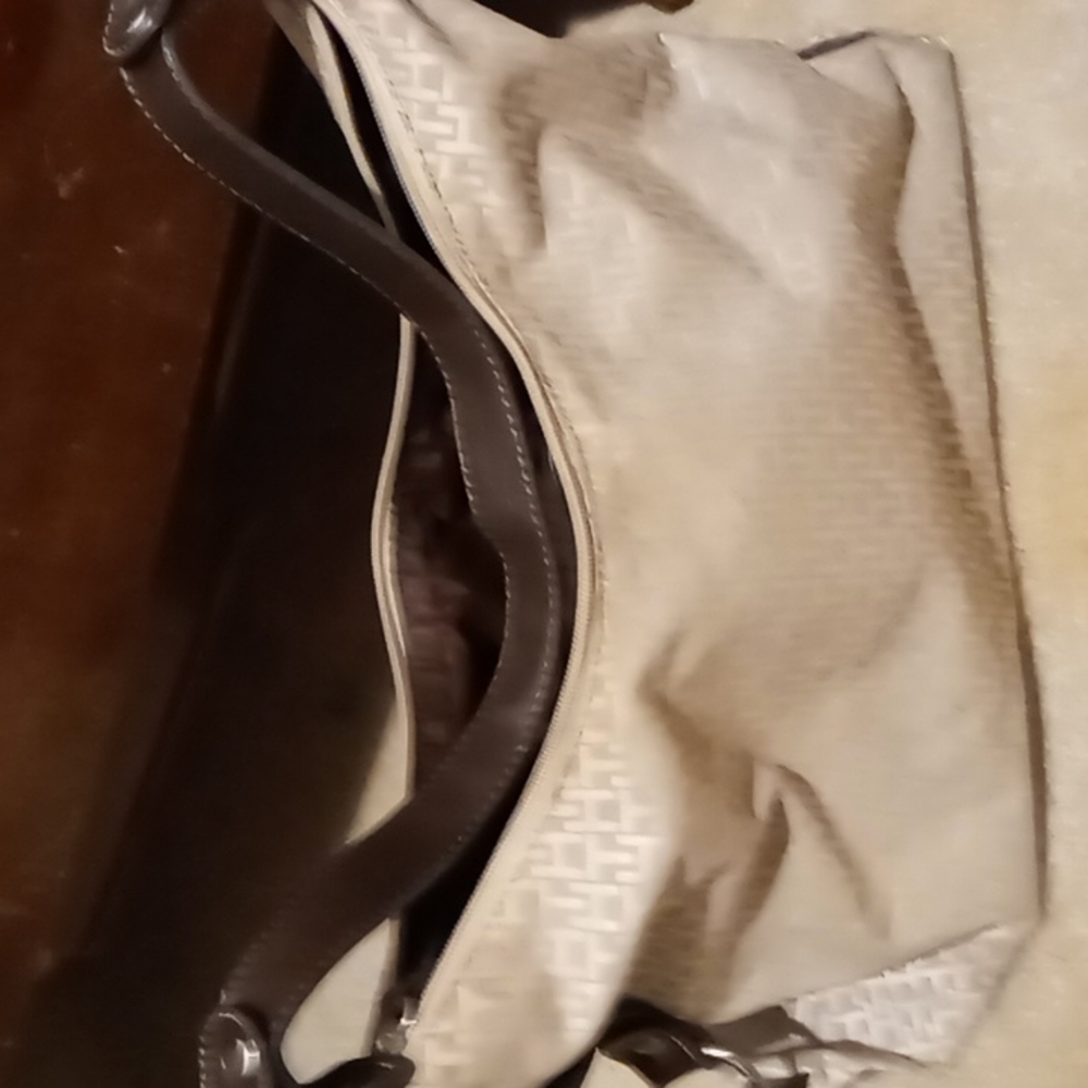 Tommy Hilfiger handbag
